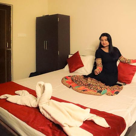 Suite Stays Balaji Holiday Bolpur Exteriör bild